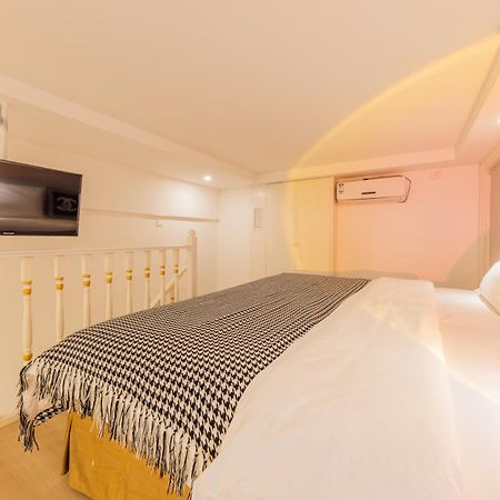 Lavendar Duplex Apartment Guangzhou Eksteriør bilde
